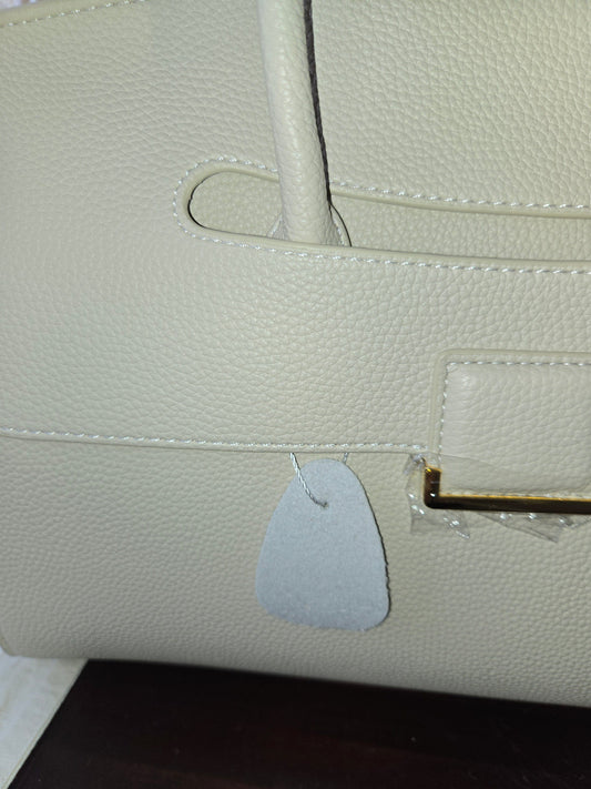 Genuine Leather Tote – Elegant Women's Handbag with Golden Hardware - Last Call | The Nichole Collection