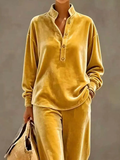 THE RELAXED VELVET WIDE-LEG SET The Nichole Collection - Official Site