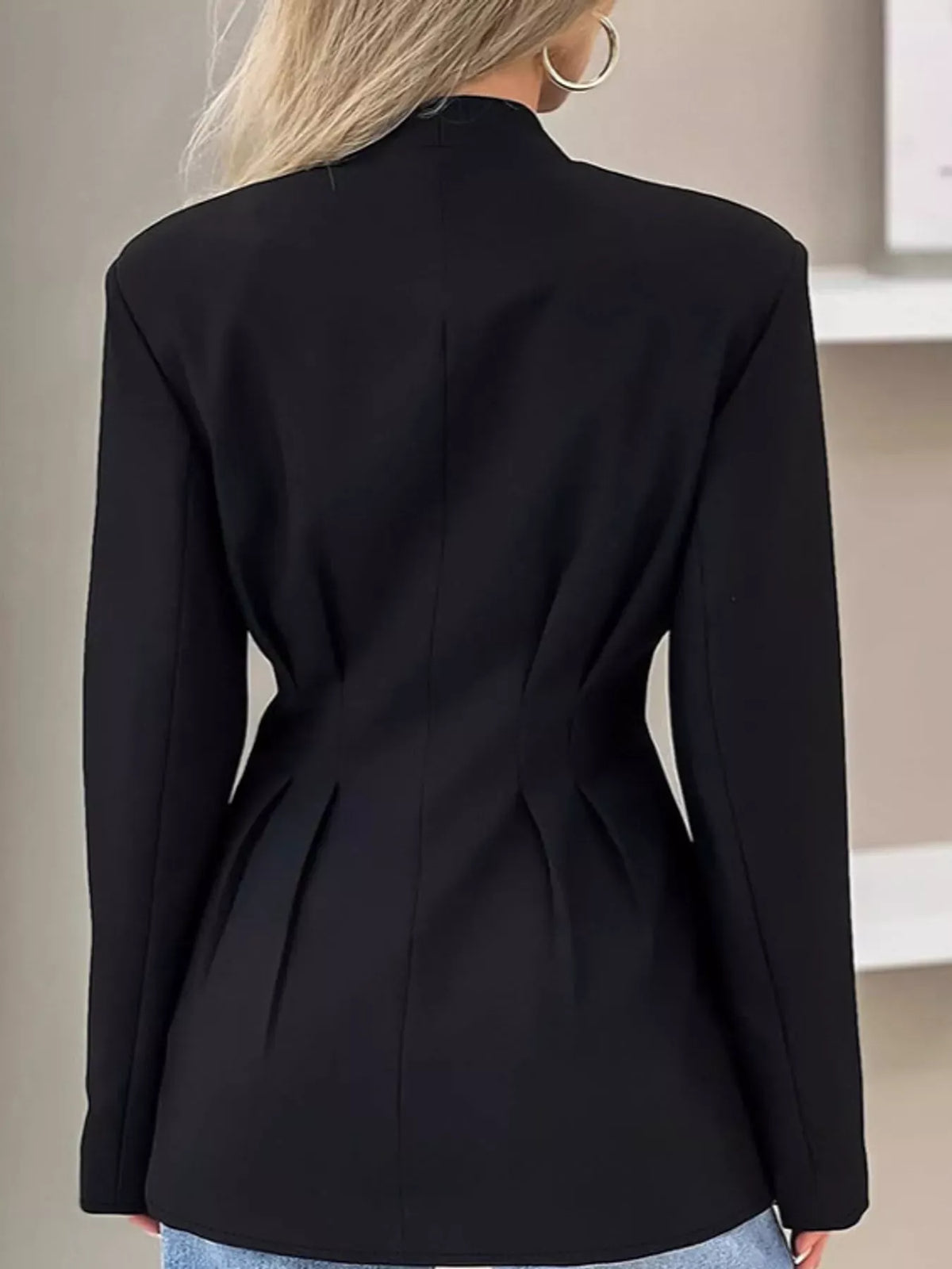 V-Neck Pleated Waist Slim-Fit Blazer The Nicole Collection