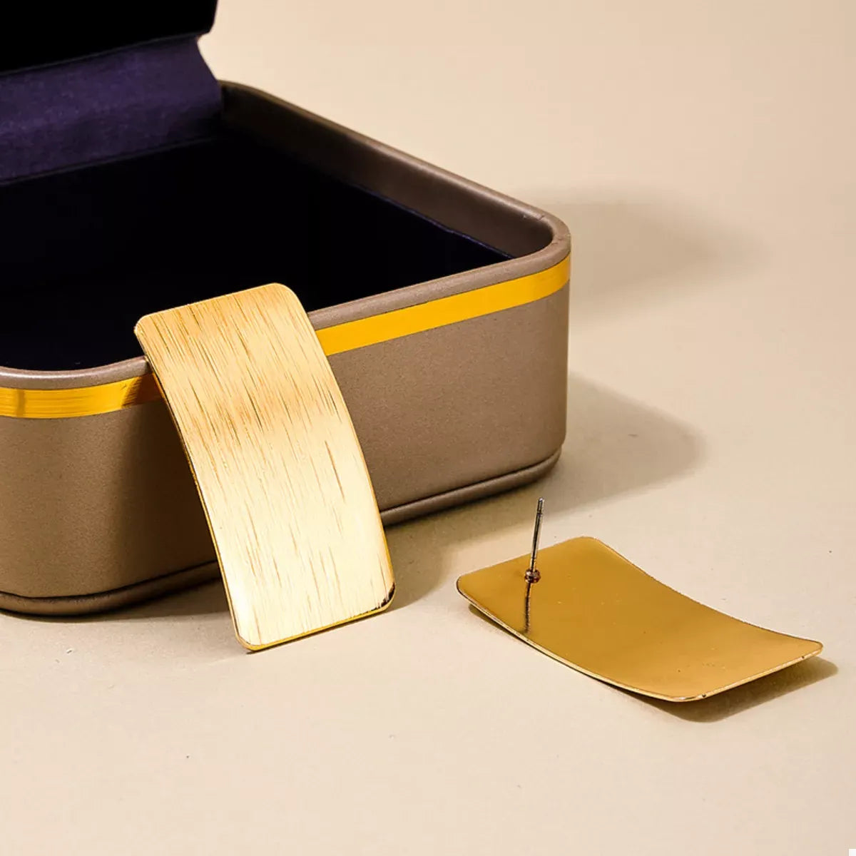 TAILORED RECTANGLE EARRINGS The Nichole Collection - Official Site
