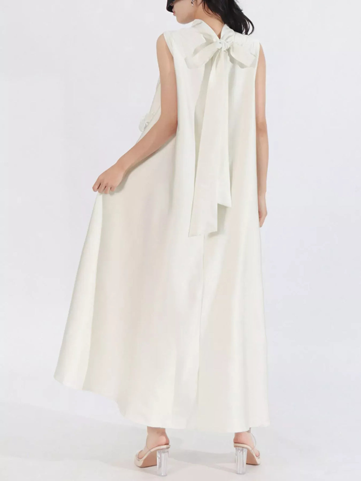 Floral-Embellished Sleeveless Maxi Dress The Nichole Collection