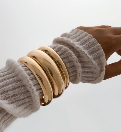 Gold Stackable Bangle Set