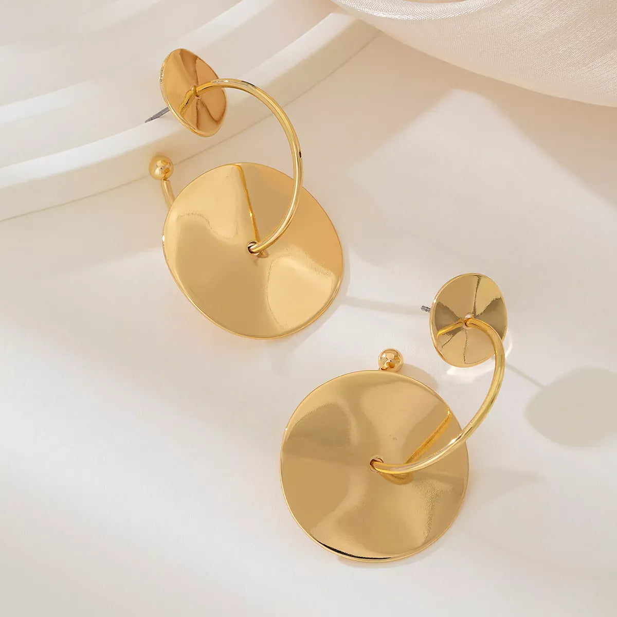 MONACO ARCHIVAL INTERLOCKING EARRINGS The Nichole Collection - Official Site