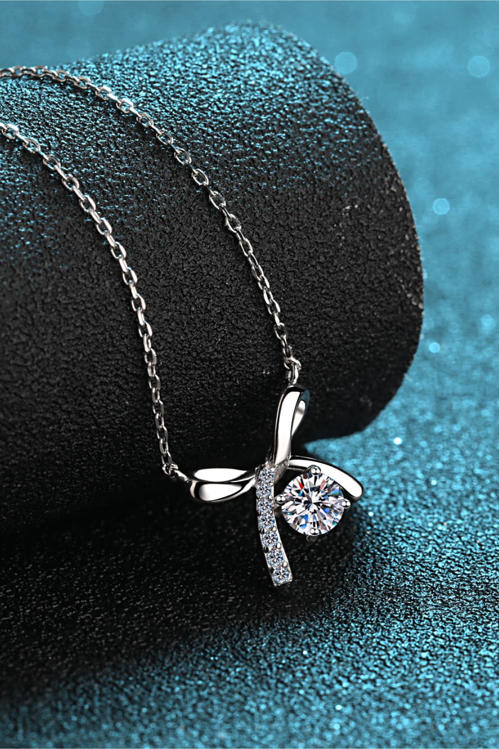 BELGRAVIA MOISSANITE HEIRLOOM PENDANT The Nichole Collection - Official Site