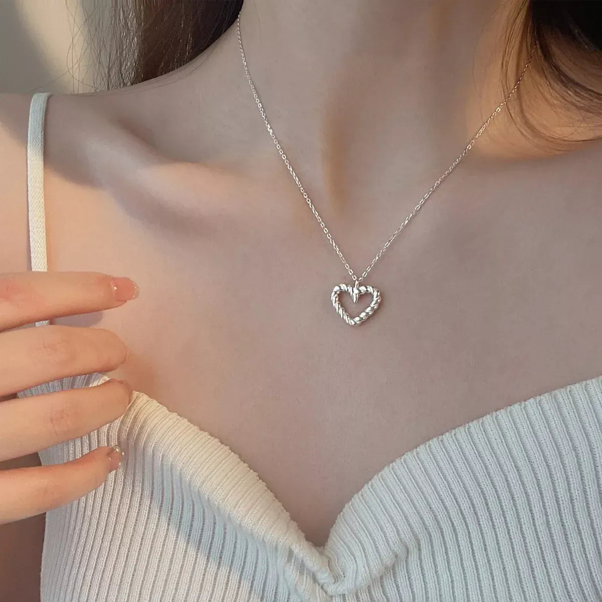 925 Sterling Silver Heart Necklace Necklace Silver / One Size The Nichole Collection