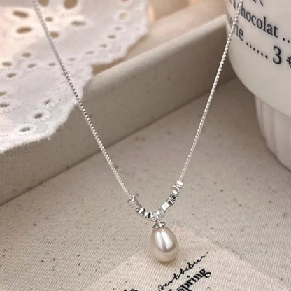 925 Sterling Silver Pearl Drop Necklace Necklace Silver / ONESIZE The Nichole Collection