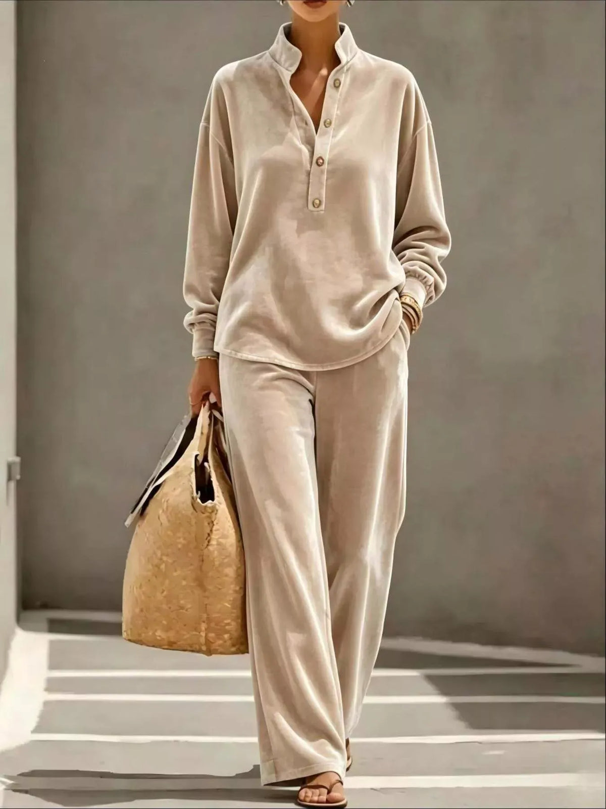 THE RELAXED VELVET WIDE-LEG SET The Nichole Collection - Official Site