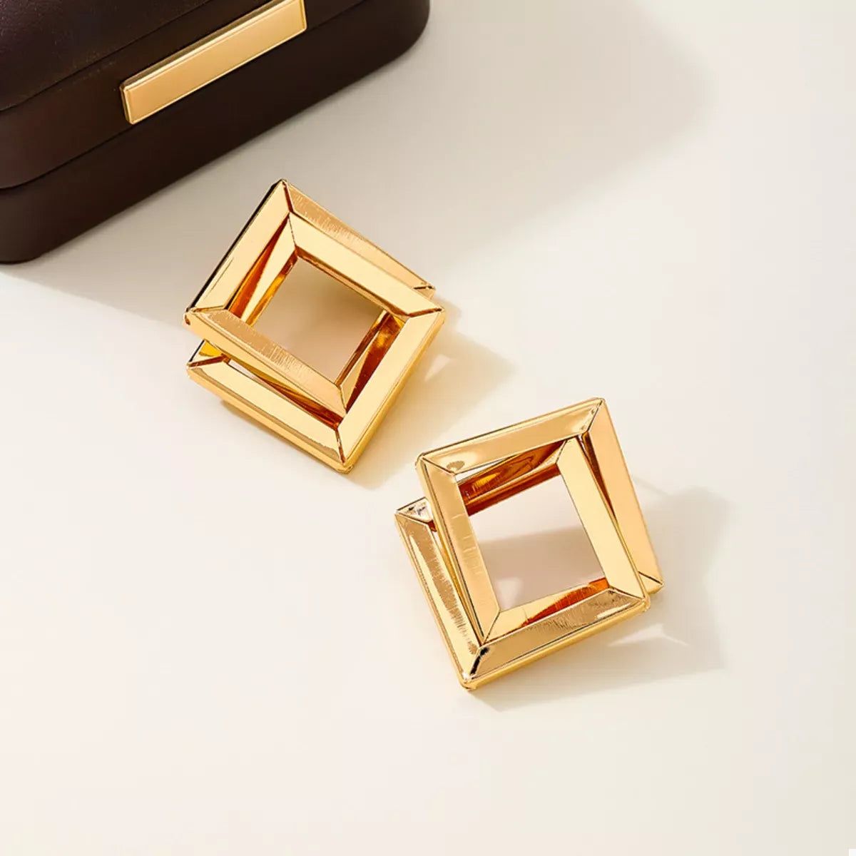 CHELSEA OPEN-SQUARE SCULPTURED EARRINGS The Nichole Collection - Official Site