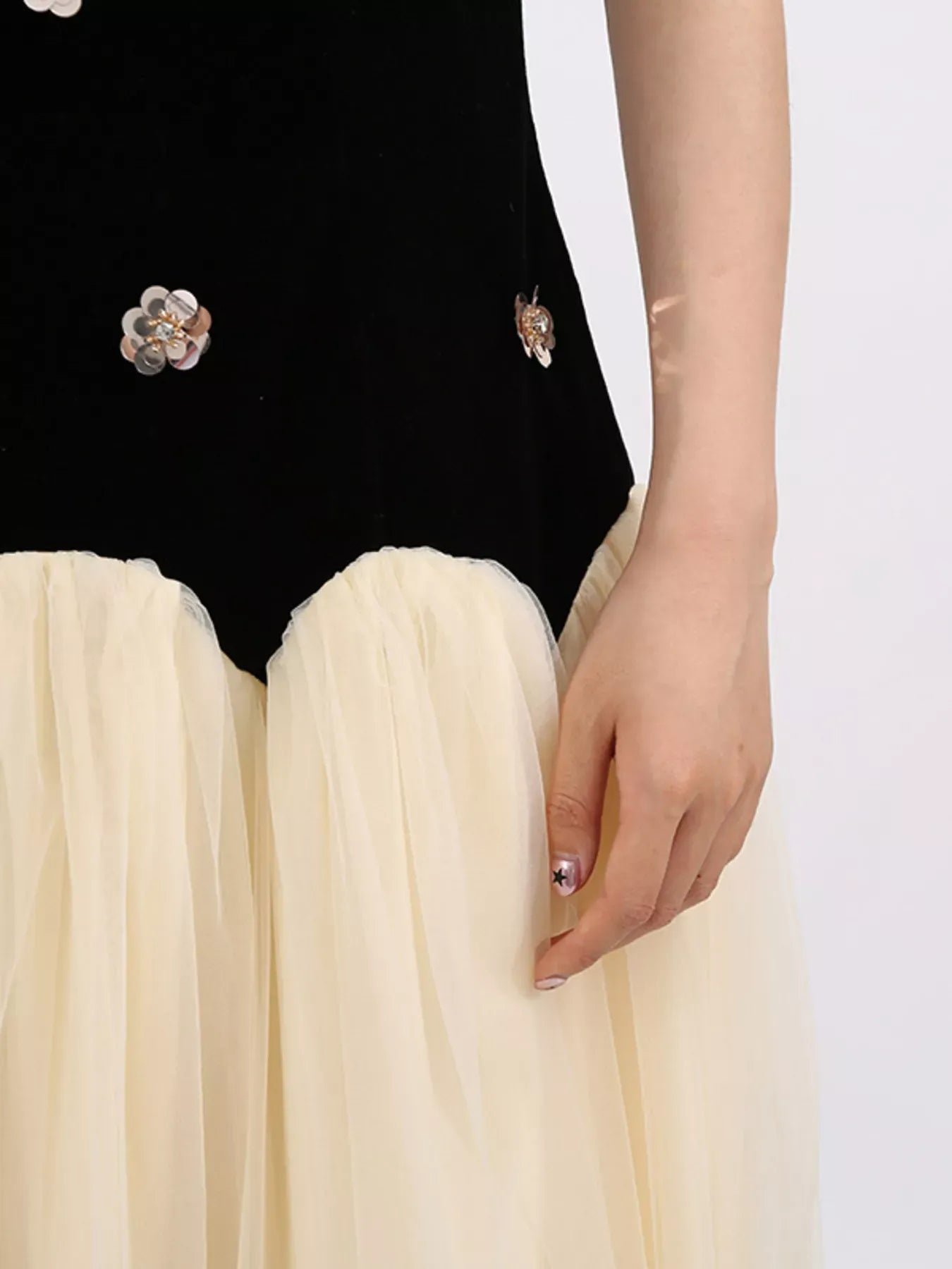 Contrast Flower Sleeveless Tulle Maxi Dress The Nichole Collection