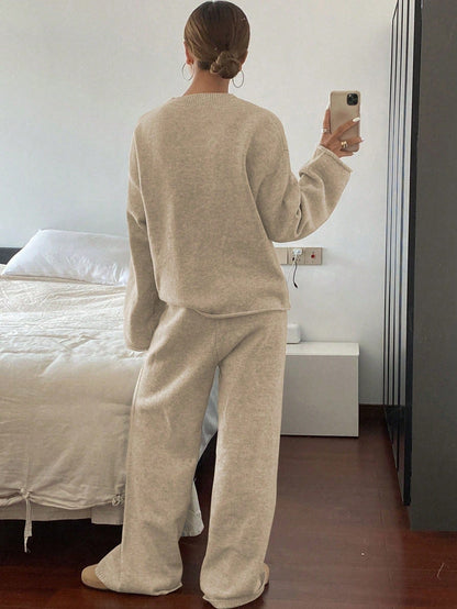 Cozy Luxe Knit Loungewear Ensemble – Contrast-Trim Oversized Sweater & Wide-Leg Pant Set The Nichole Collection