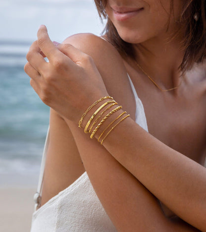 Dainty Gold Stackable Chain Bracelet Set | The Nichole Collection