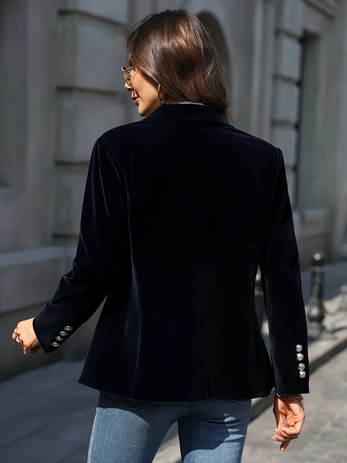 Elegant Women’s Velvet Blazer Blazers The Nichole Collection