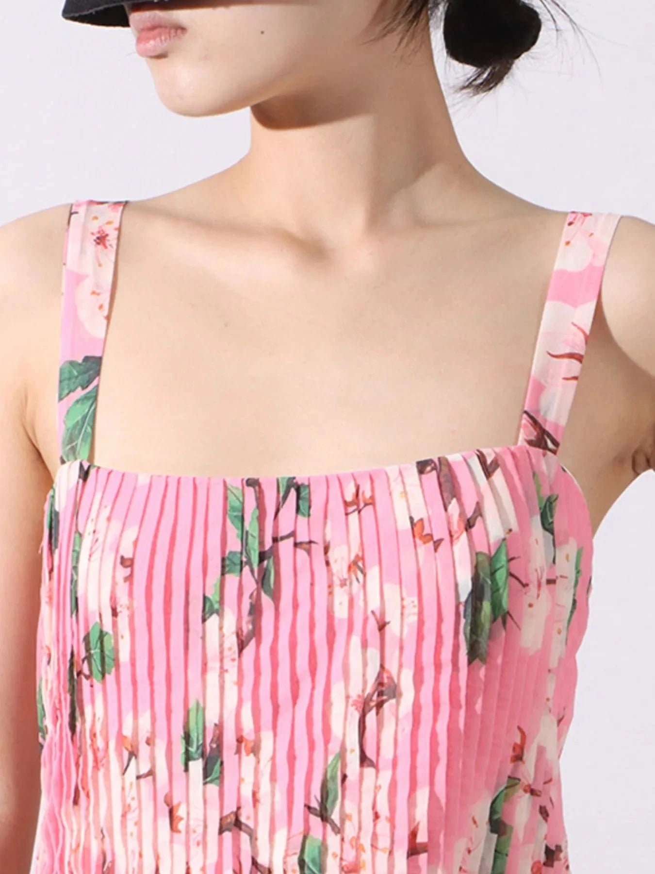 Floral Print Pleated Maxi Dress Dresses The Nichole Collection
