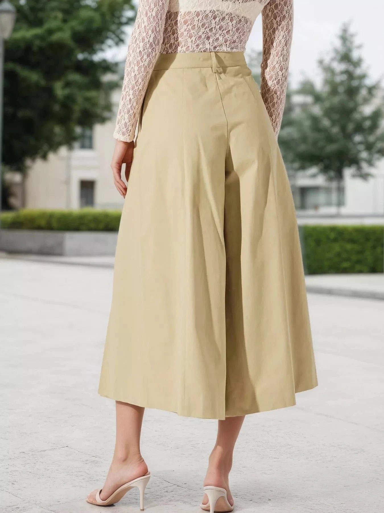 High-Waisted Pleated Wide-Leg Cropped Pants Trendsi