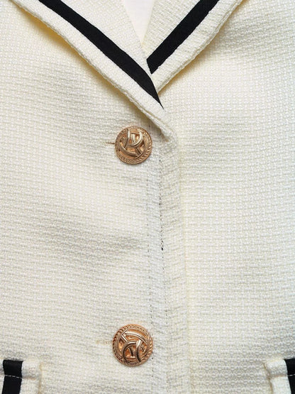 Lightweight Contrast Trim Button-Up Blazer The Nichole Collection