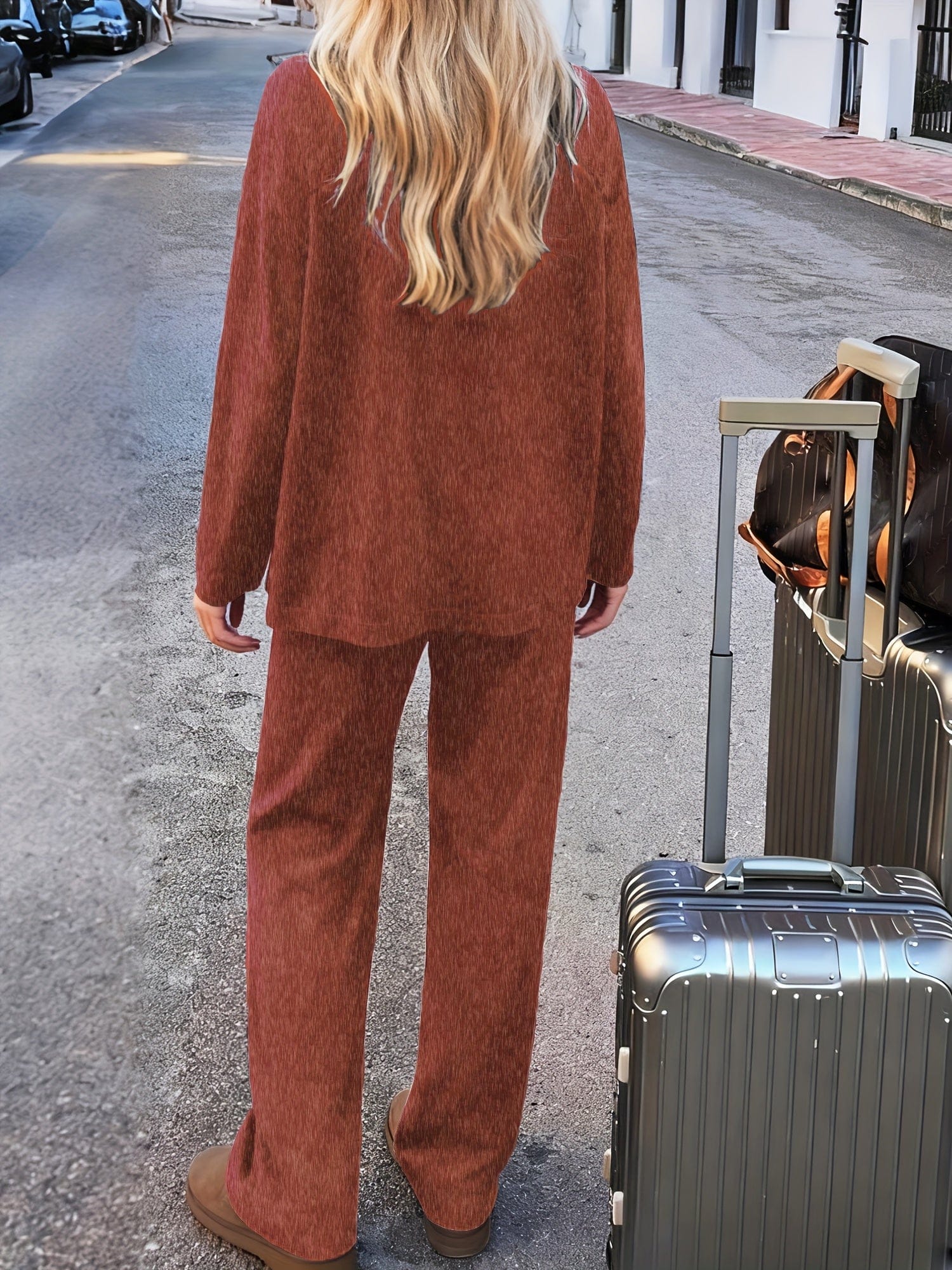 Luxe Fleece-Lined Loungewear Knit Set – Soft Round-Neck Sweater & Split-Hem Pant Ensemble The Nichole Collection