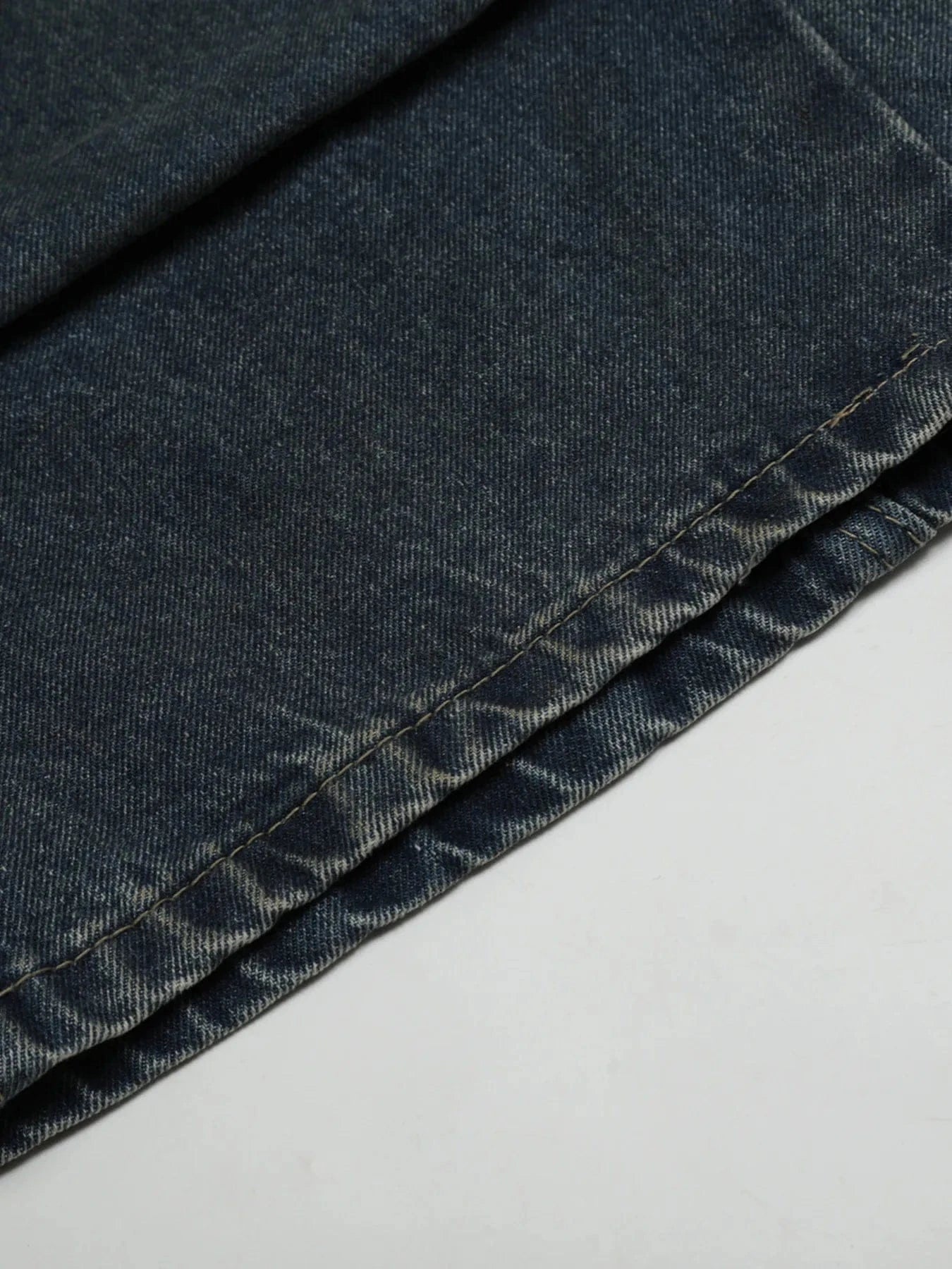 Men's Distressed Wide-Leg Vintage Jeans Trendsi