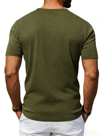 Men's Short Sleeve Pocket T-Shirt | The Nichole Collection