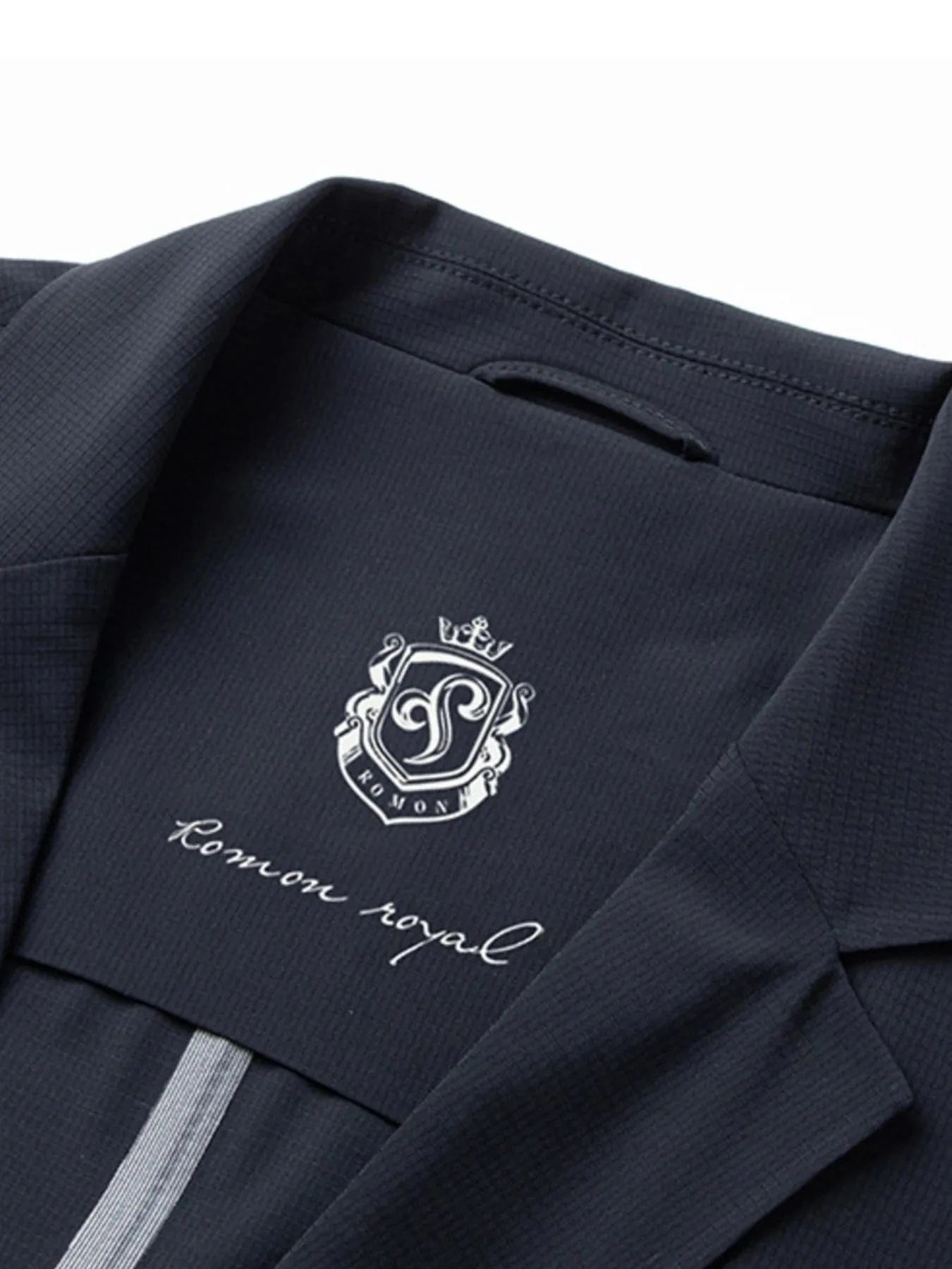 Men's Lapel Collar Long Sleeve Blazer The Nichole Collection