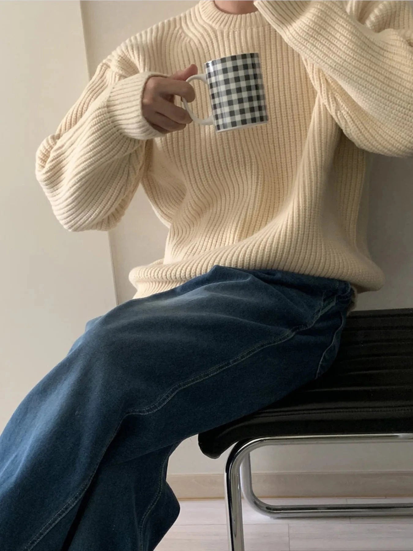 Men's Oversized Ribbed Round Neck Sweater The Nichole Collection