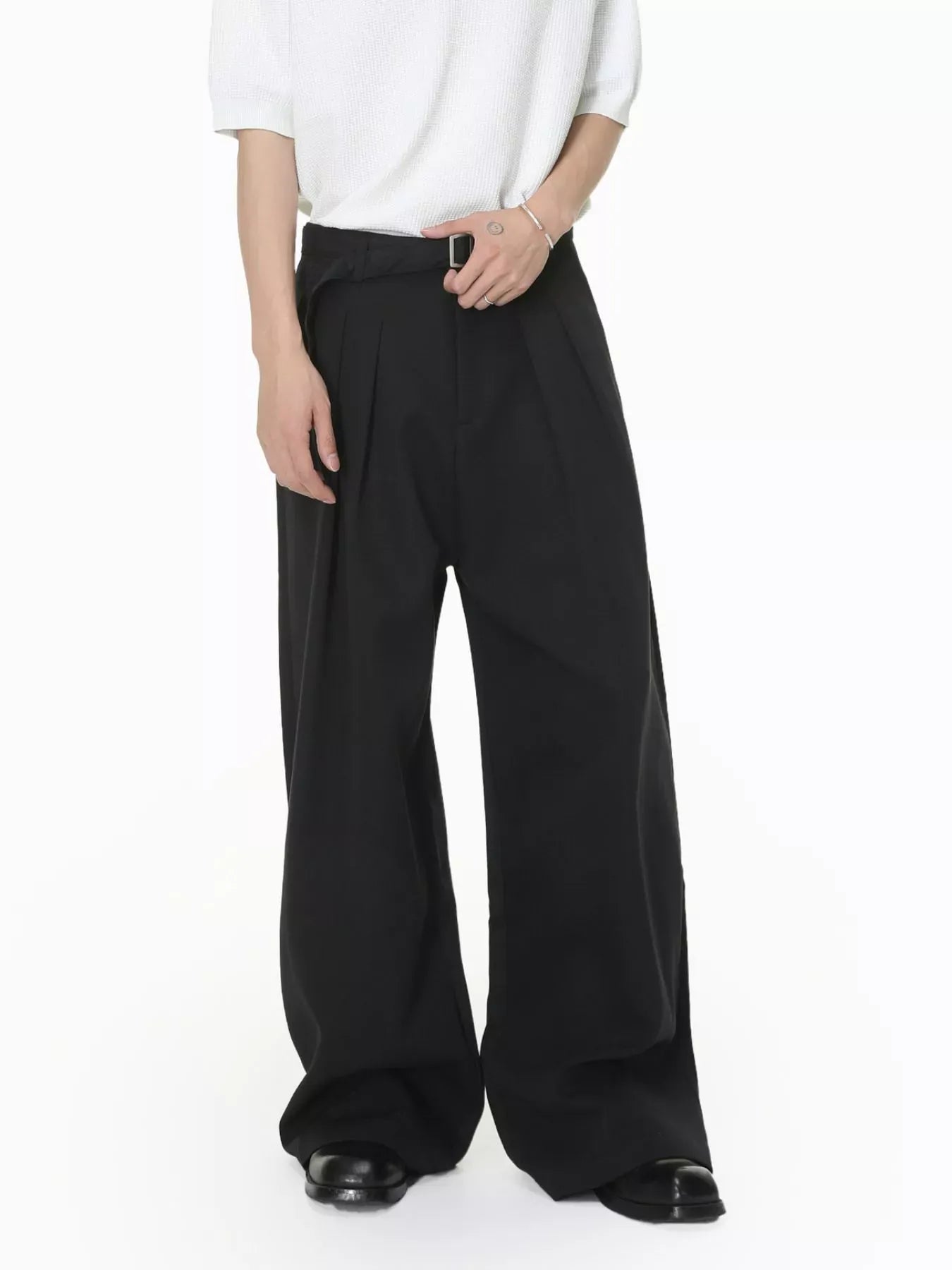 Men's Wide Leg Pleated Pants | The Nichole Collection