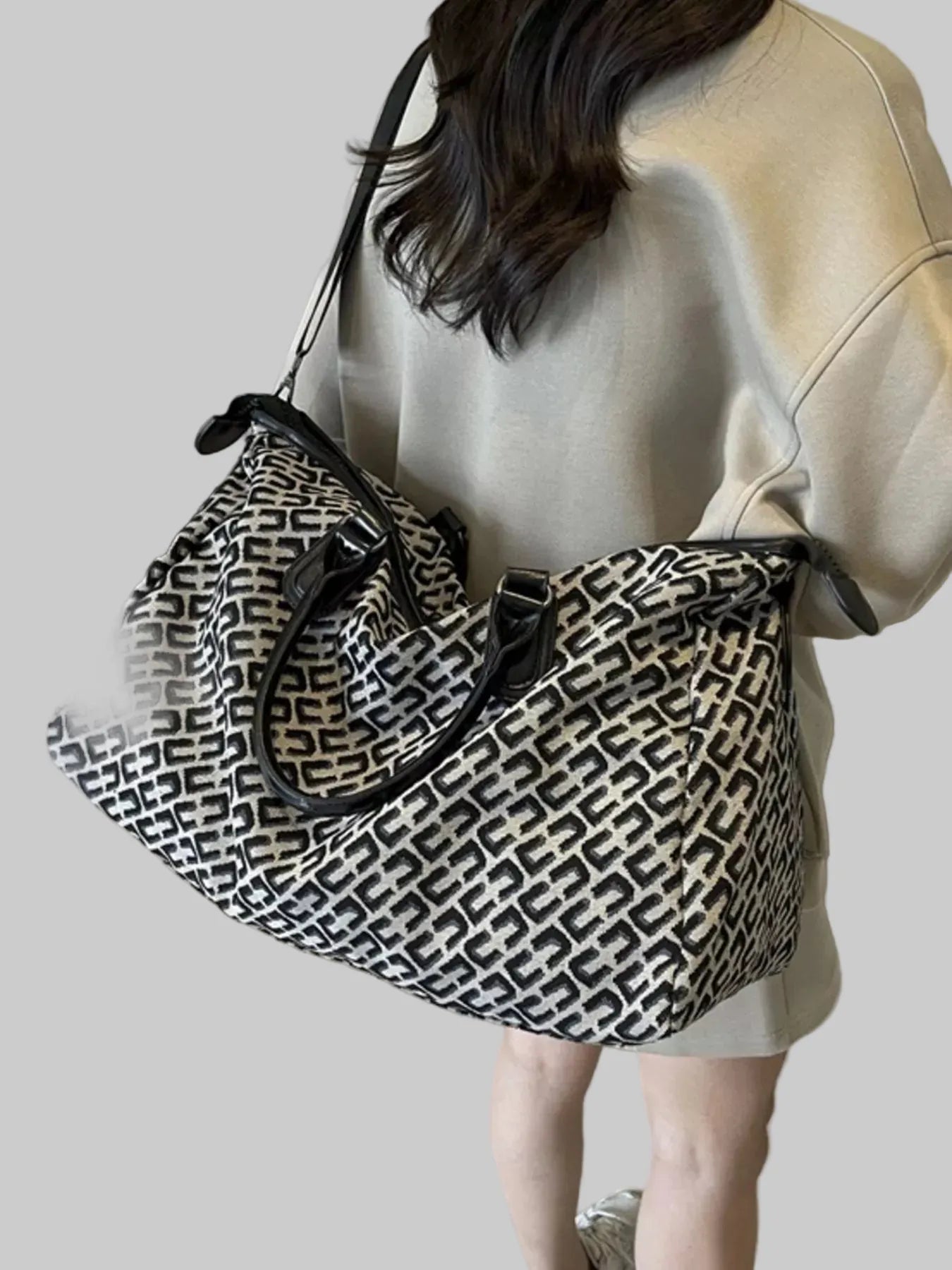 Patterned Large Capacity Travel Bag Black / One Size The Nicole Collection
