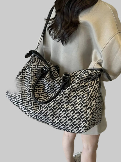 Patterned Large Capacity Travel Bag Black / One Size The Nicole Collection