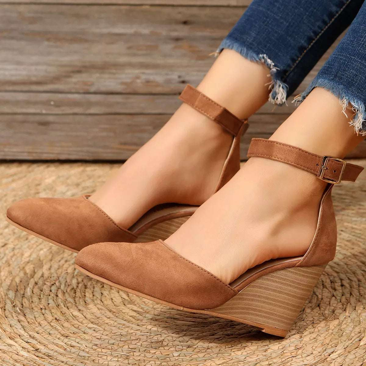Point Toe Wedge Sandals Brown / 35 The Nichole Collection - Official Site