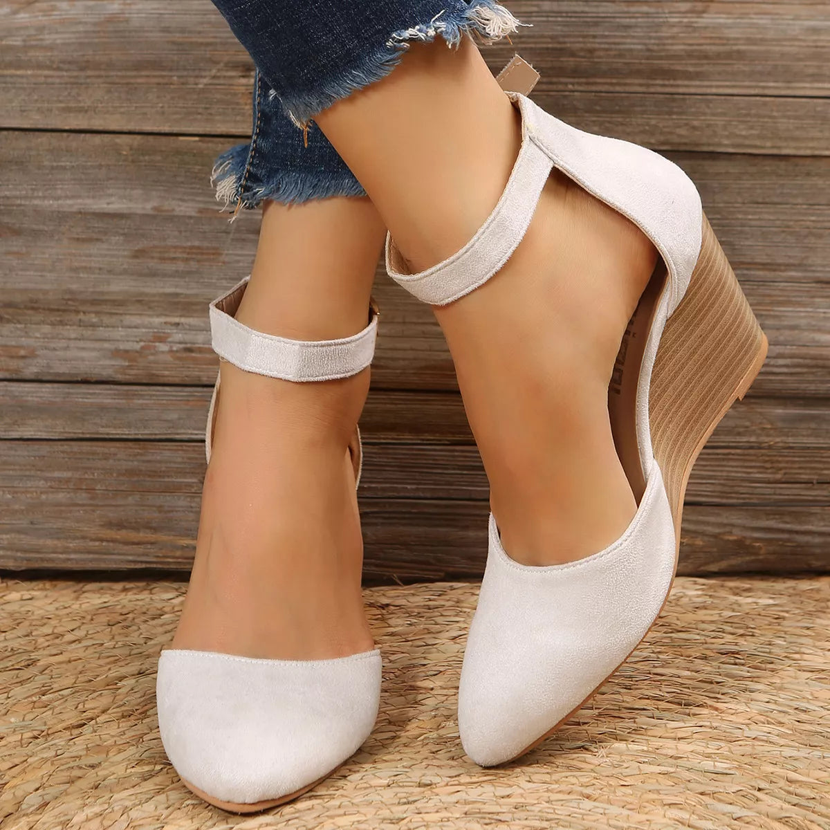 Point Toe Wedge Sandals Beige / 35 The Nichole Collection - Official Site