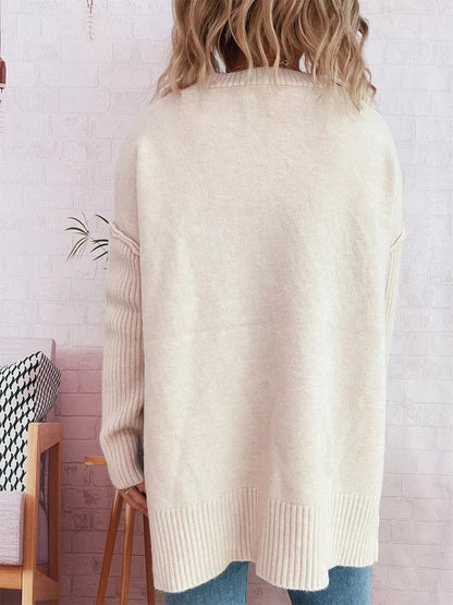 Signature Relaxed V-Neck Sweater Sweaters The Nichole Collection