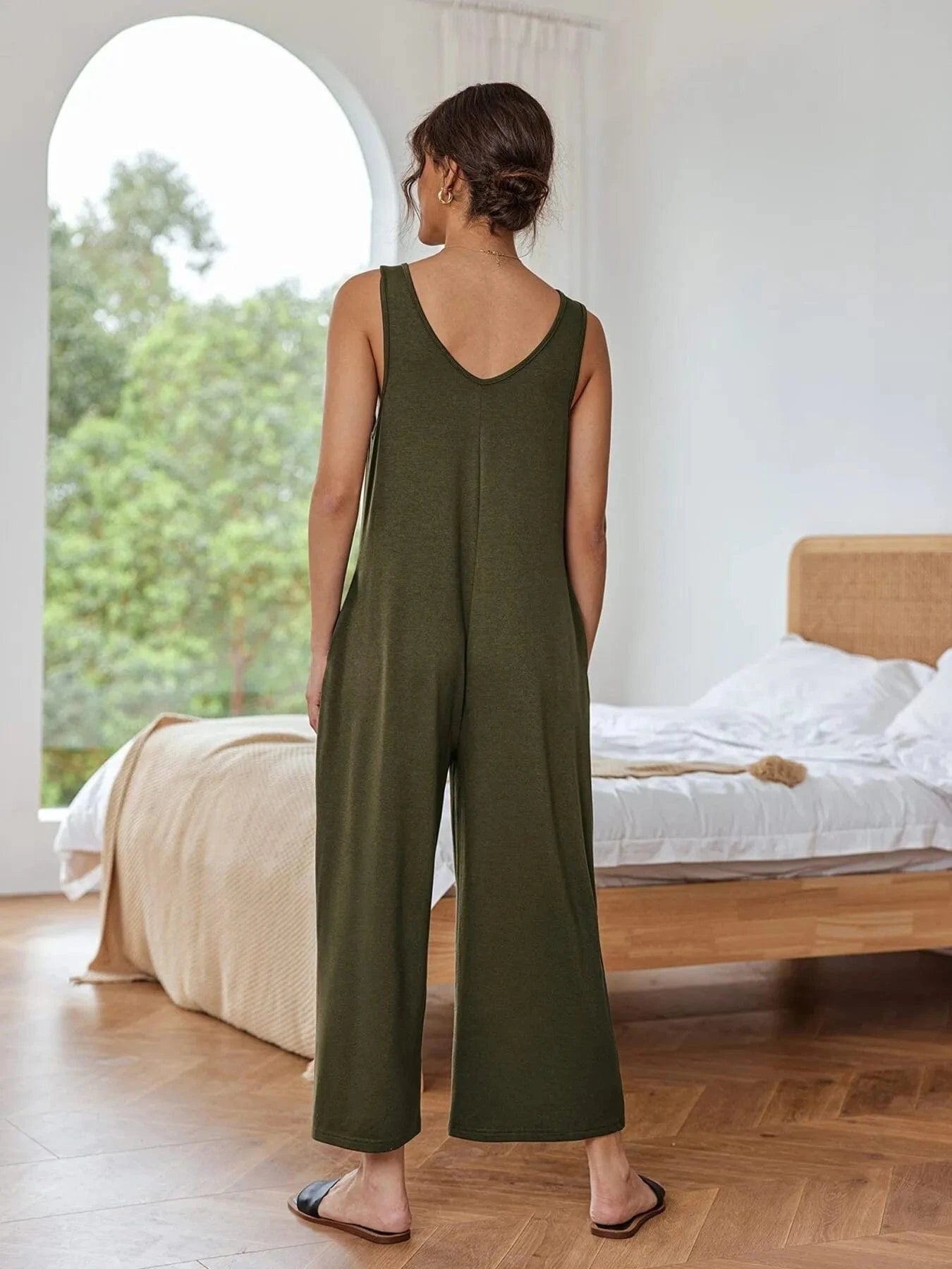 Sleeveless Wide Leg Casual Jumpsuit The Nichole Collection