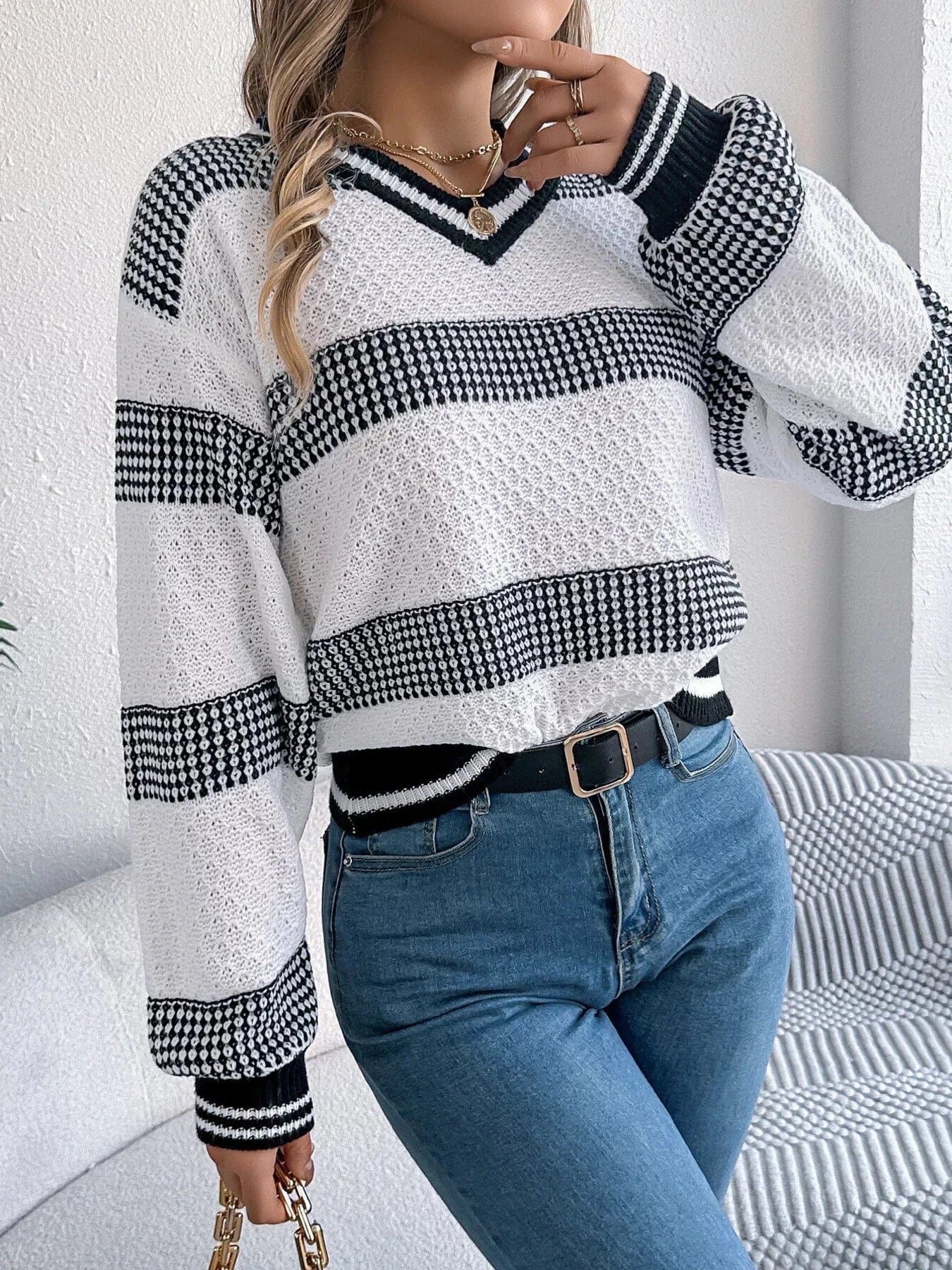 Sporty Contrast Striped V-Neck Sweater Sweaters The Nichole Collection
