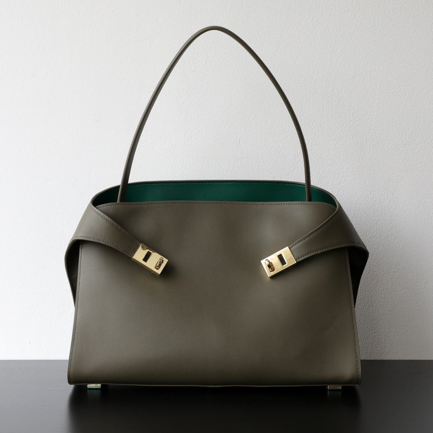 The HUG Luxe Genuine Leather Tote Bag Totes Olive Green The Nichole Collection
