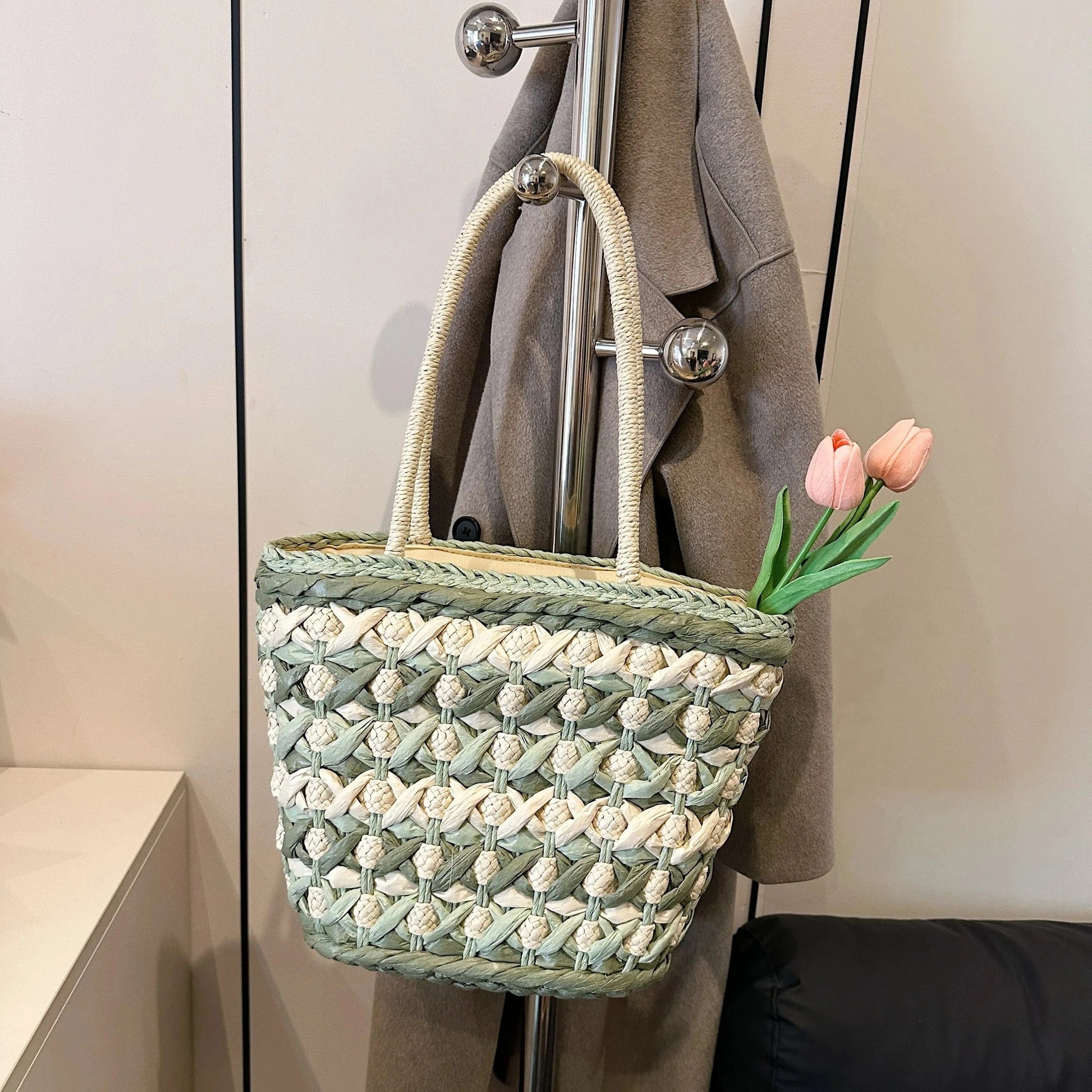 Woven Straw Tote Bag Green / onesize The Nichole Collection